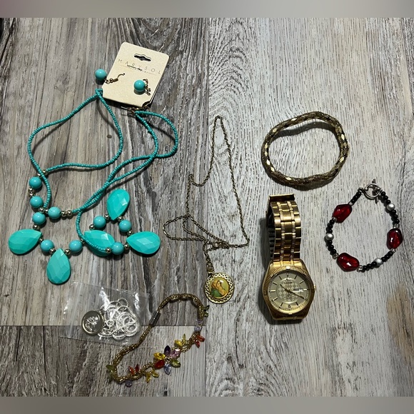 Jewelry Lot - Random - Picture 1 of 4